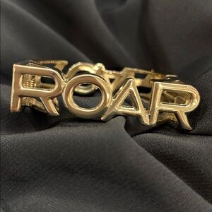 Gold ROAR Statement Cuff Bracelet Bold Word Bangle Chunky Fashion